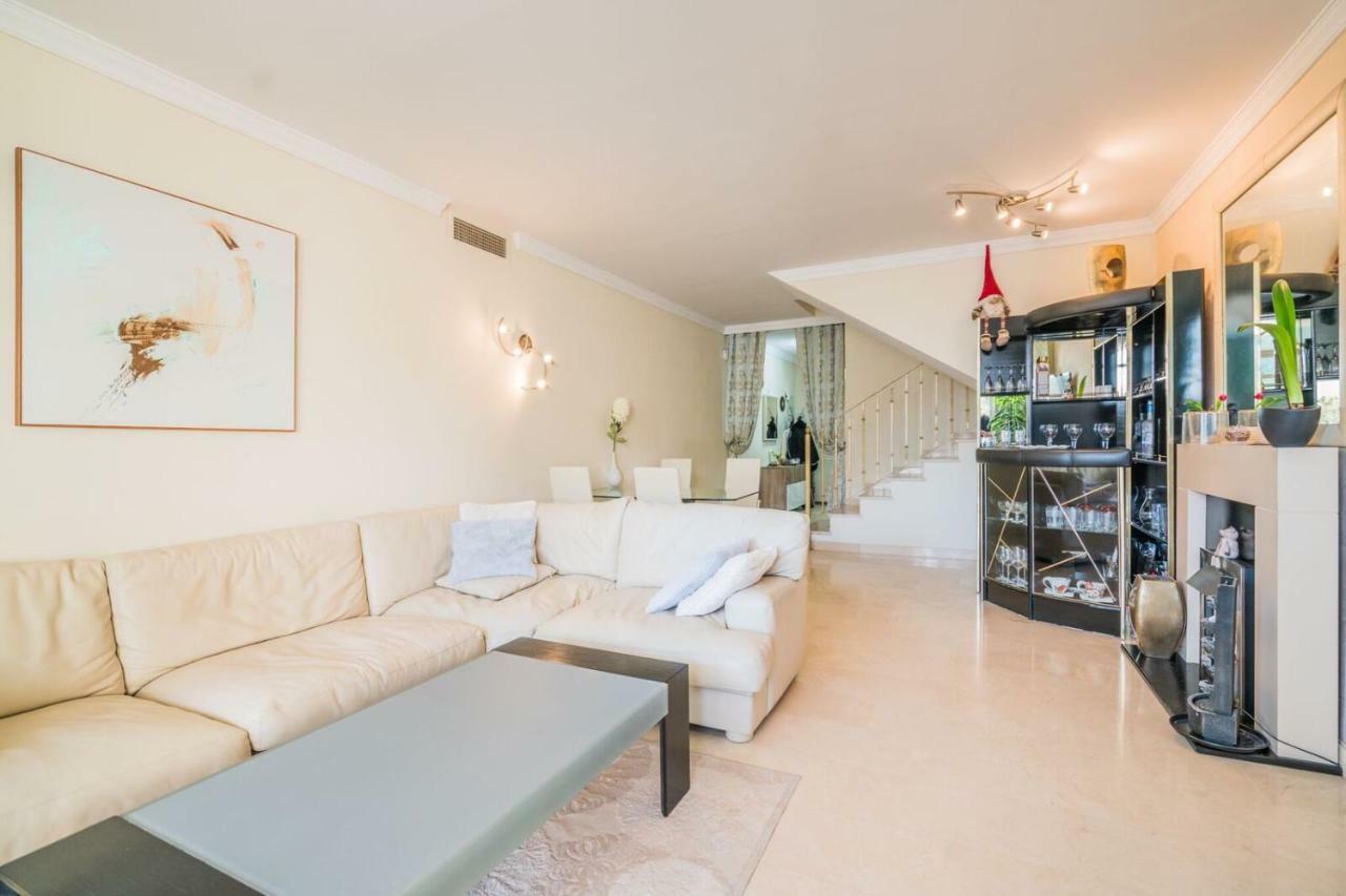 דירות מארבלה Aloha Gardens Townhouse מראה חיצוני תמונה